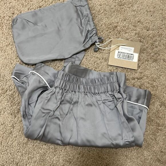 Ettitude Women's L Sateen Pajama Shorts Fog Gray Contemporary Minimalist New - Picture 6 of 10